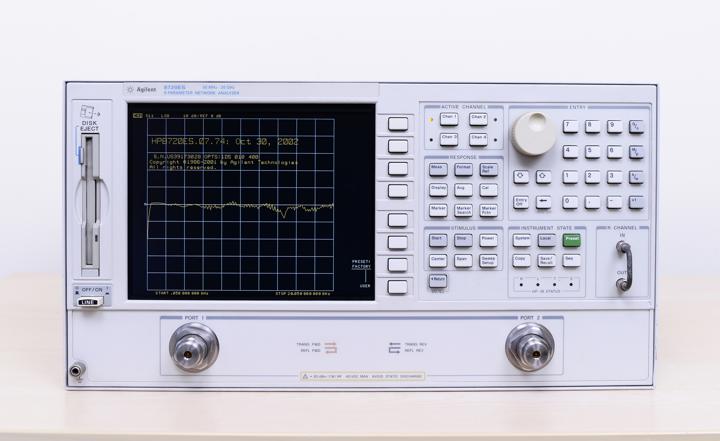 Анализатор цепей Agilent 8720ES